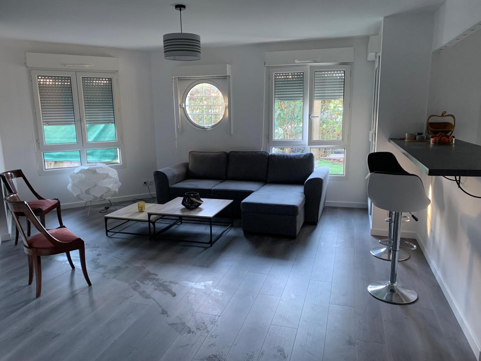 Apartment Avec La Terrasse Asnieres-sur-Seine